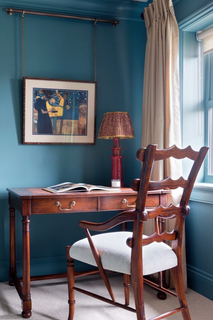 Castrads victorian style radiators in South West London renovation